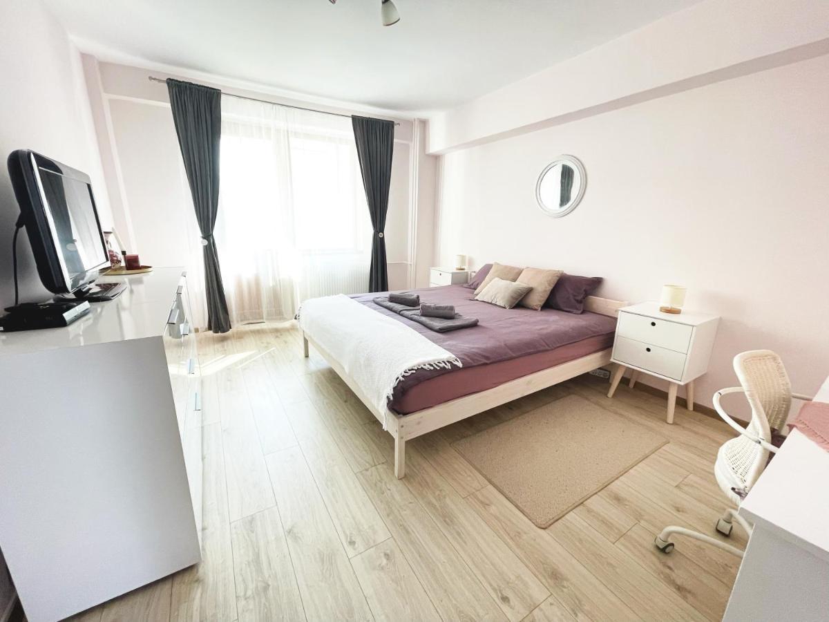 Apartament Spatios In Oradea Exterior foto